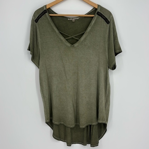 Seven7 Short-Sleeved V-Neck Crisscross High-Low Tee Women’s Size XL in Green - Picture 1 of 6